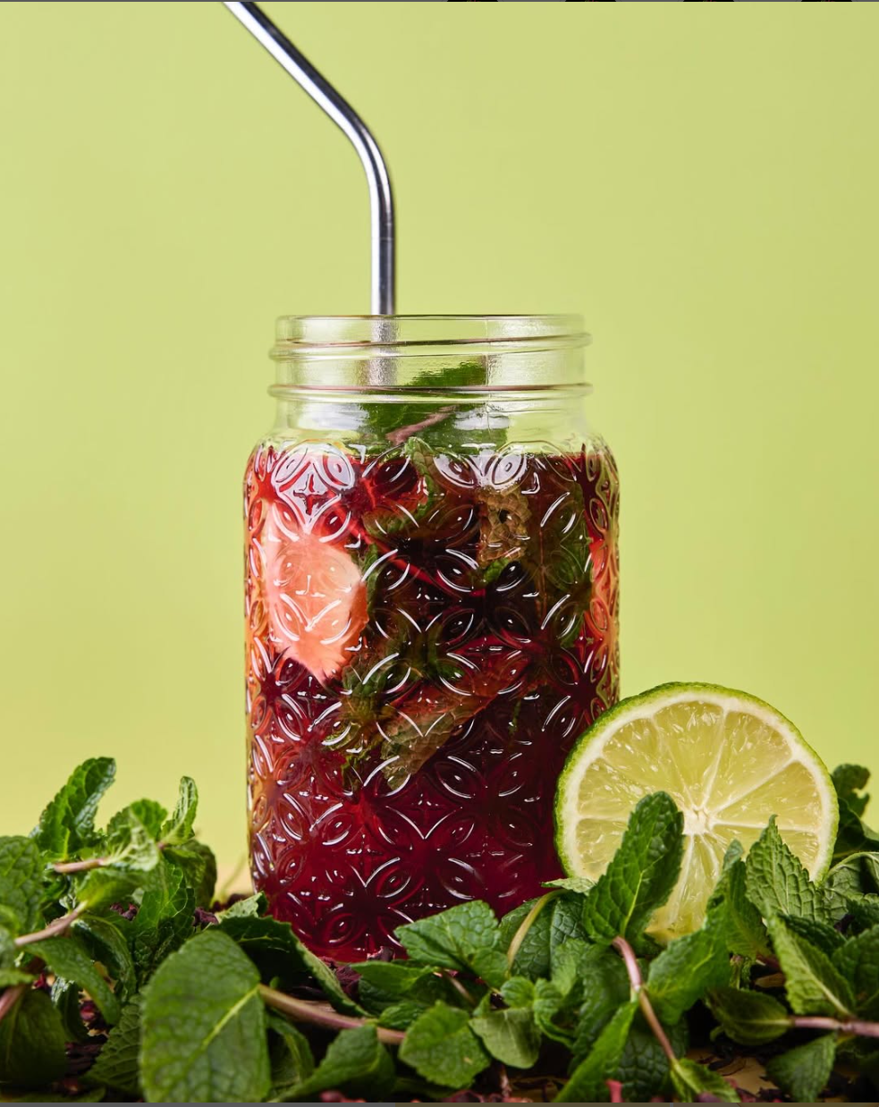 Bissap Glacé à la Menthe